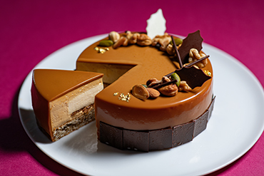 キャラメルナッツのムースケーキ