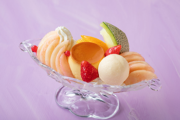 桃のプリンアラモードイメージ